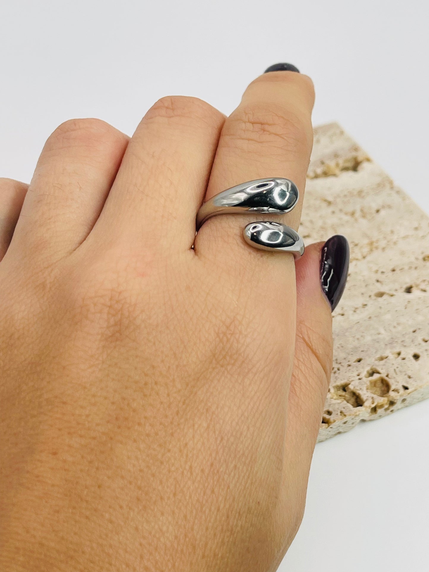 Anello DEA