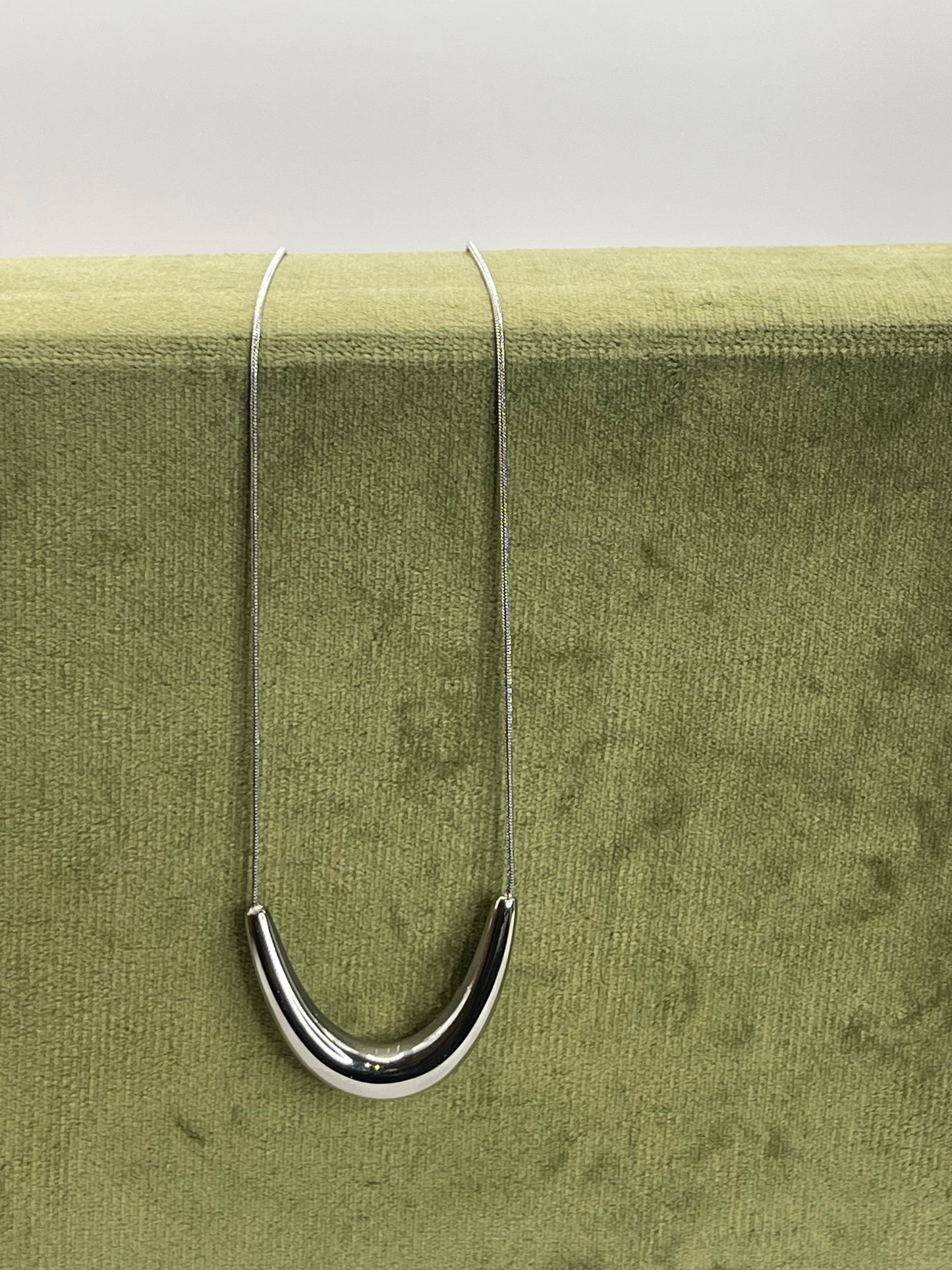 Collana MOON