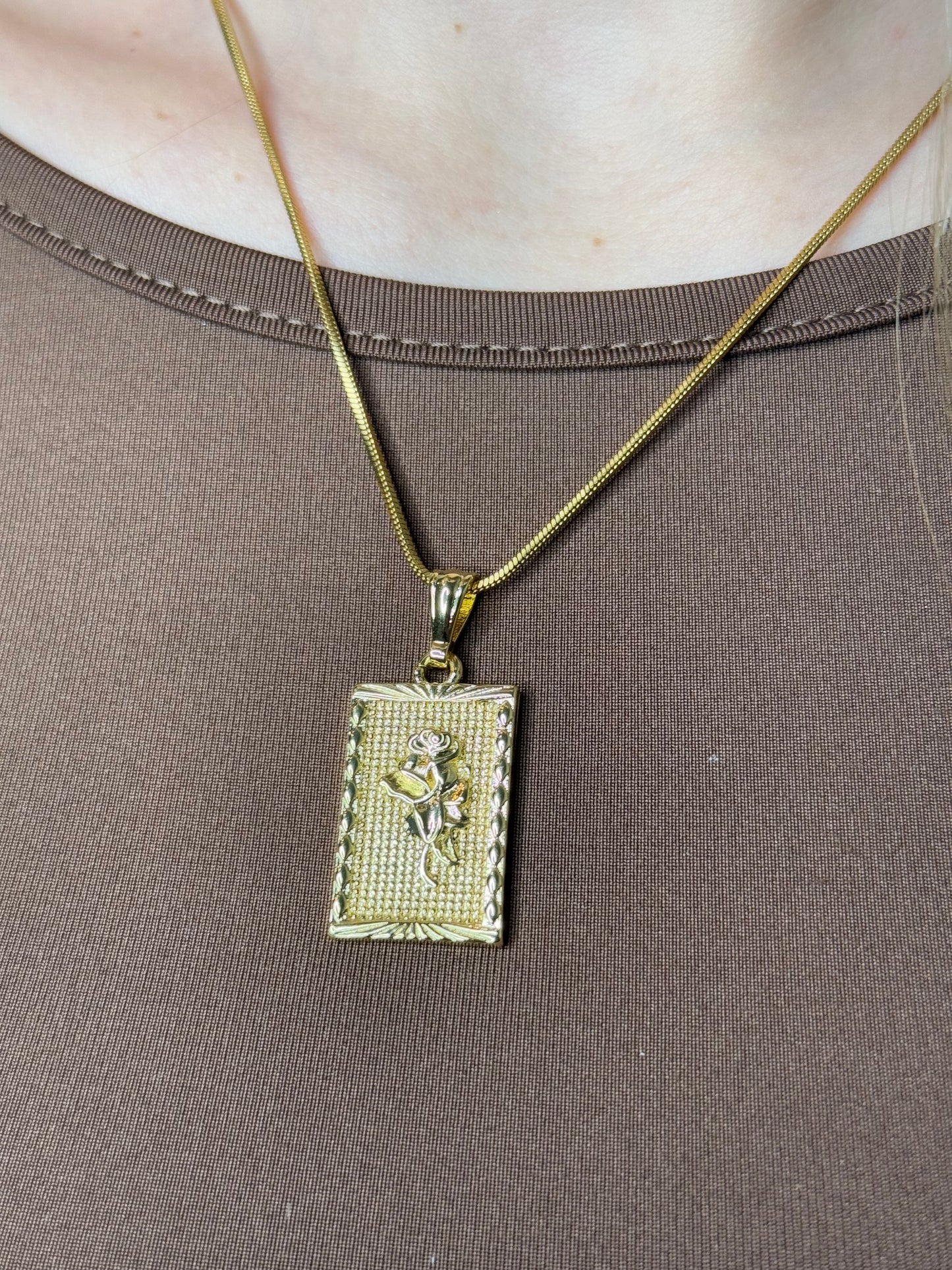 Ciondolo QUADRO CON FIORE gold