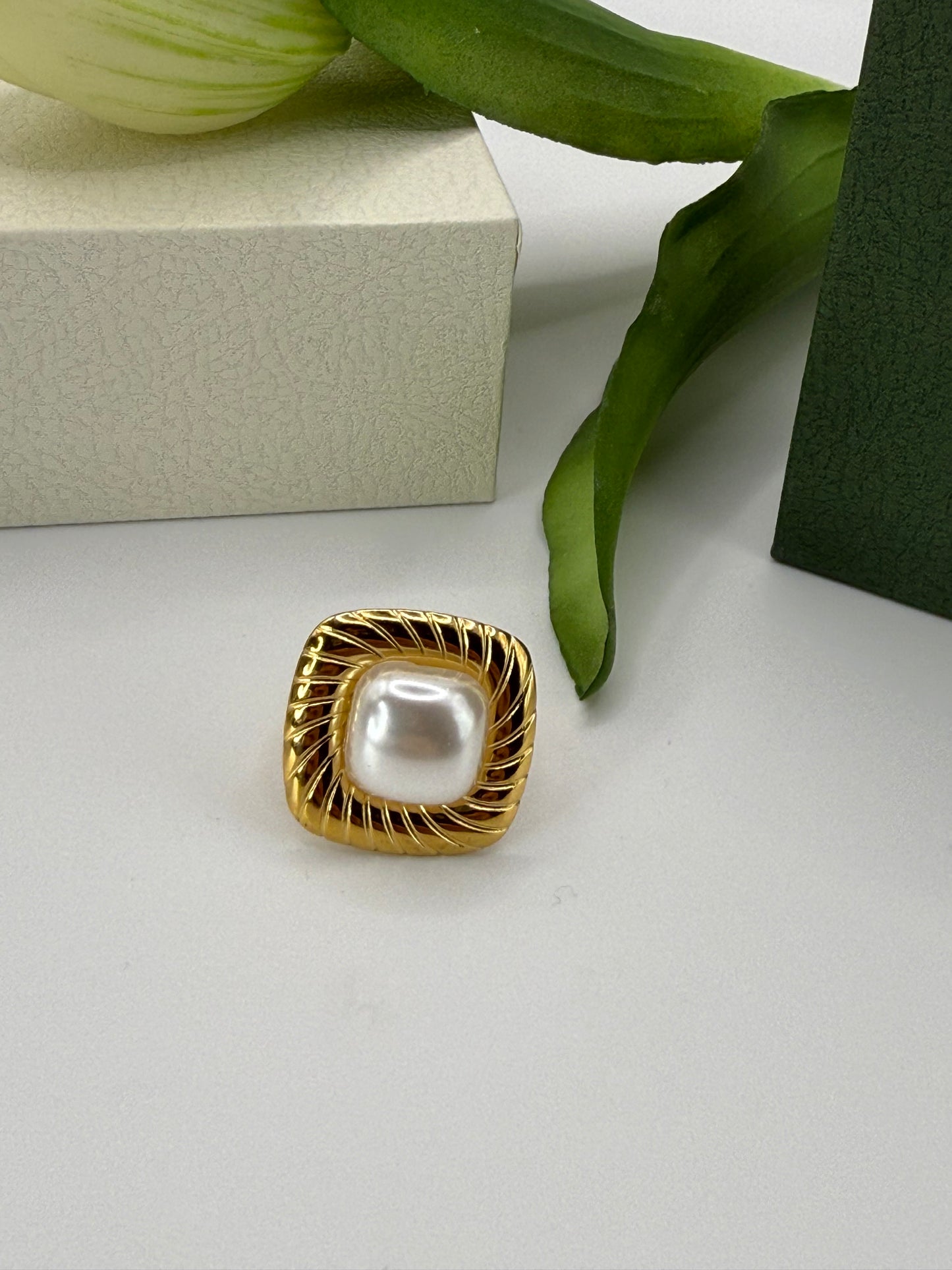 Anello PERLA QUADRATO