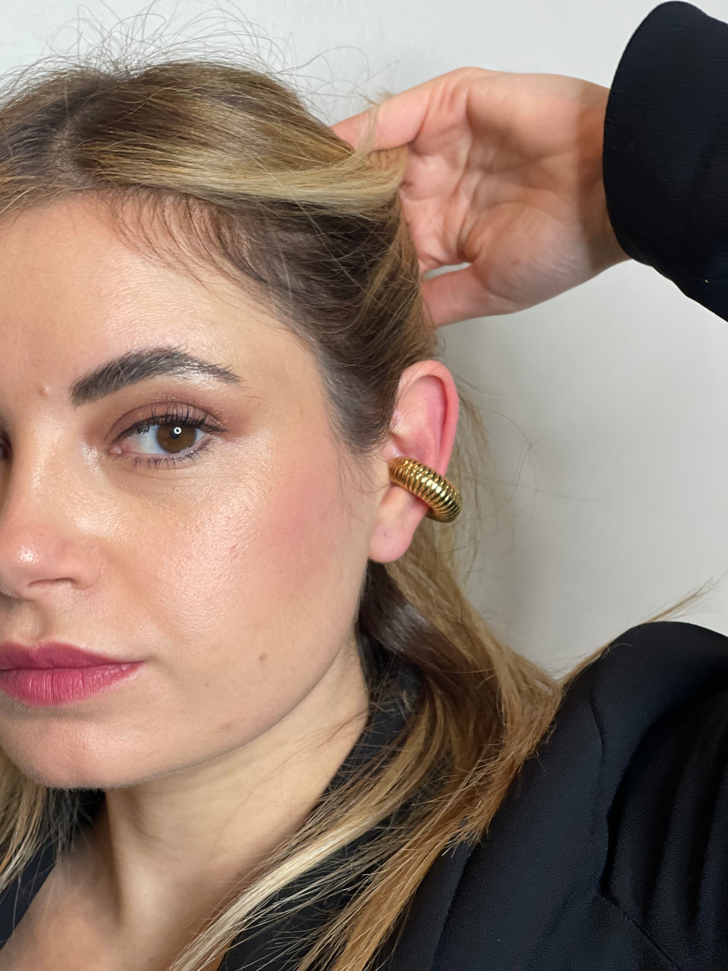 EAR cuff zigrinato.