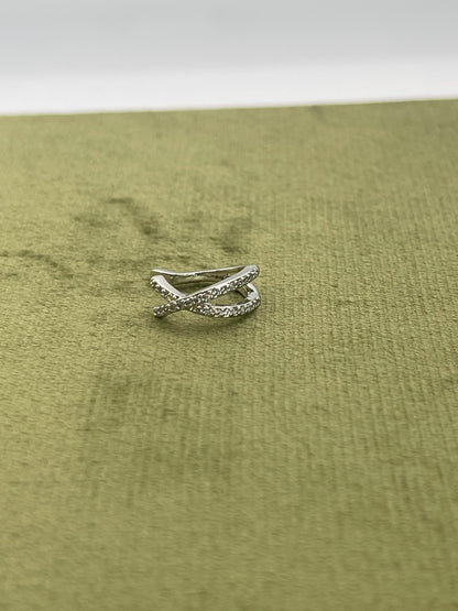 Ear cuff "INCROCIO"