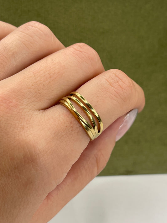 anello ondina colore oro