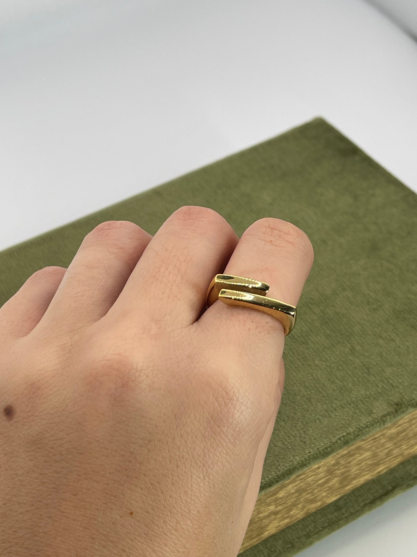Anello DAFNE